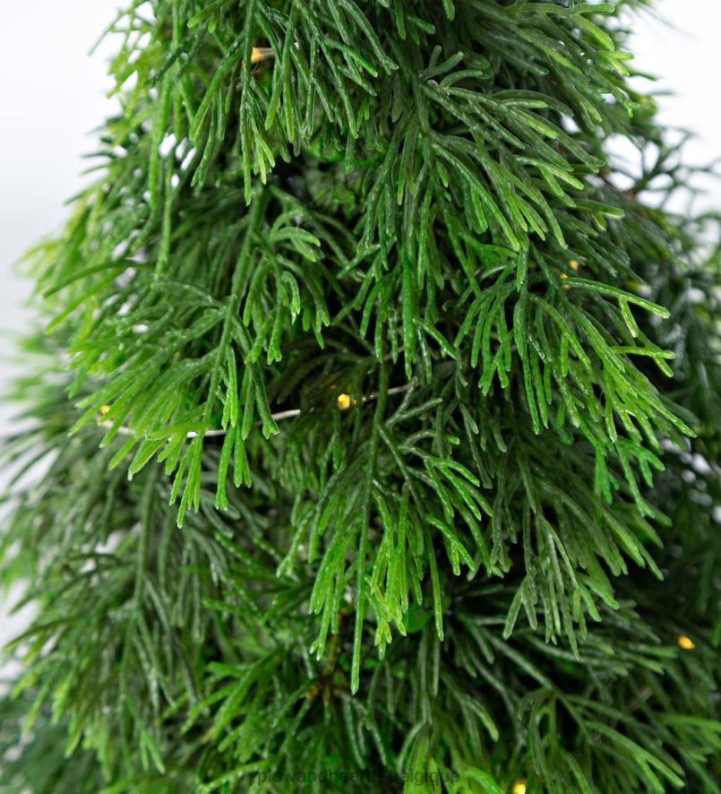 60H0821683 Plow & Hearth Nain de jardin d'arbre de Noël éclairé de vacances avec cadeau articles ménagers