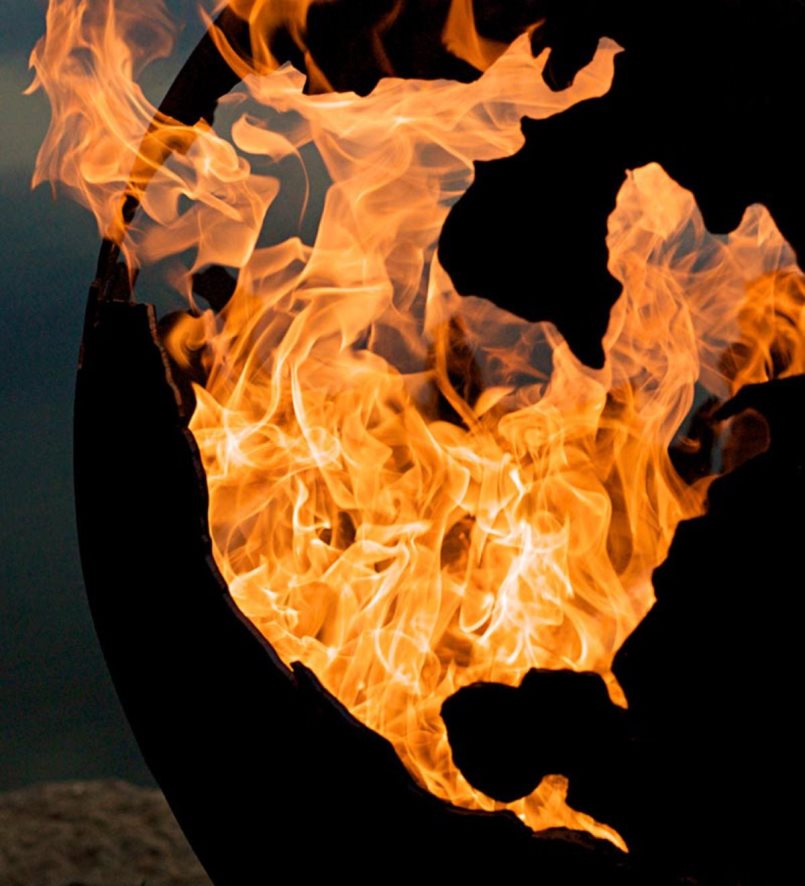 60H0821605 Plow & Hearth art de foyer de fabrication américaine troisième foyer de globe de roche articles ménagers