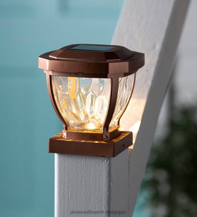 60H082474 Plow & Hearth Lampes solaires à capuchon de poteau en verre ondulé, ensemble de 2 - cuivre cour et jardin