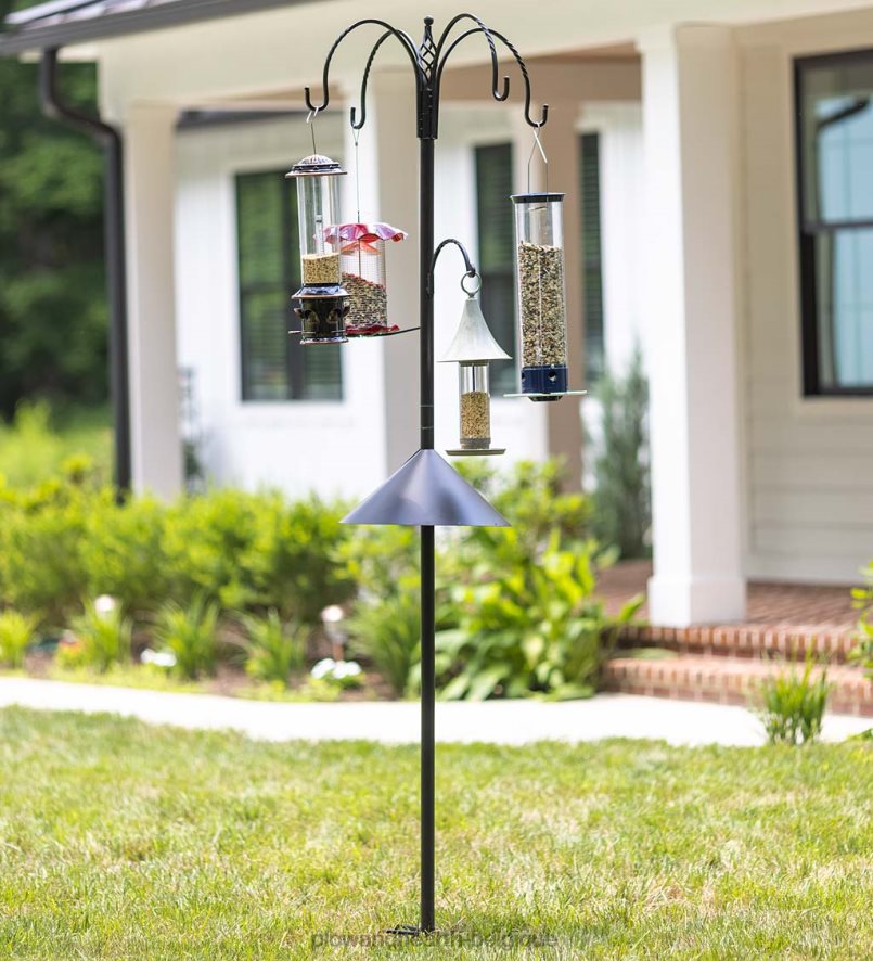 60H082736 Plow & Hearth station d'alimentation ultime pour oiseaux sauvages avec 5 crochets cour et jardin